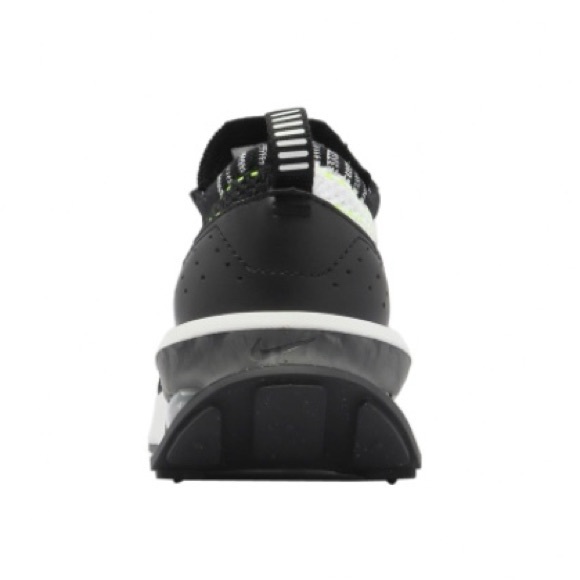 Nike WMNS Air Max Flyknit
Racer Black White Volt Air - No Box - Picture 6 of 9